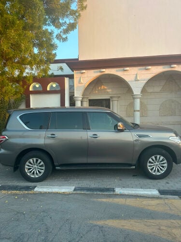 للبيع نيسان 