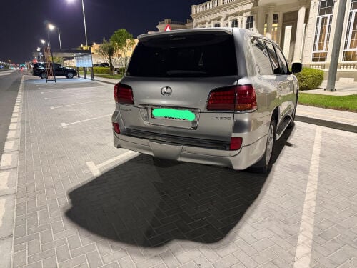 لكزس 2009 نظيف