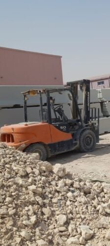 Forklift for rent without driver