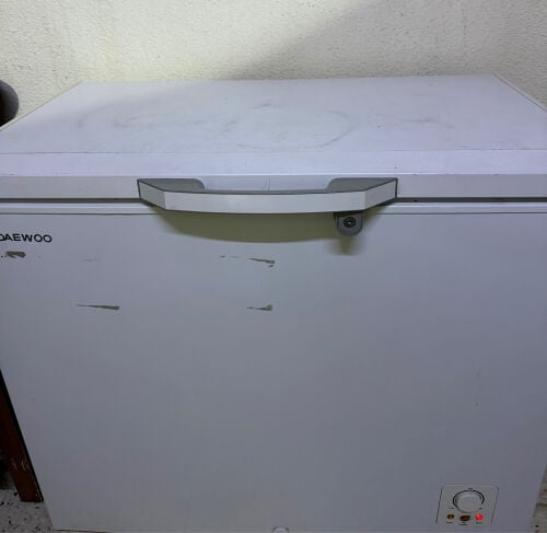 فريزر 260 لترًا 