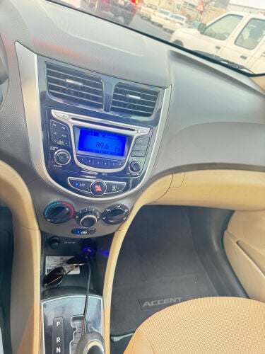 Hyundai accent Sale