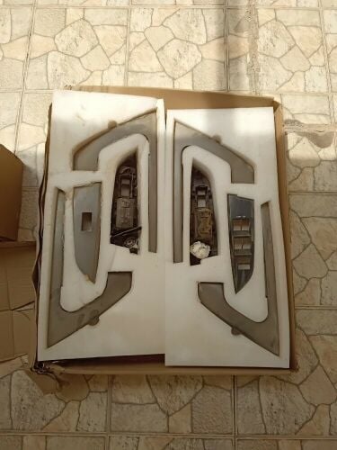للبيع ديكورات فكسار 2008