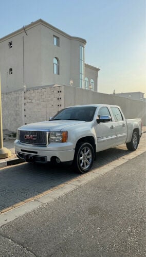 جمس دينالي 