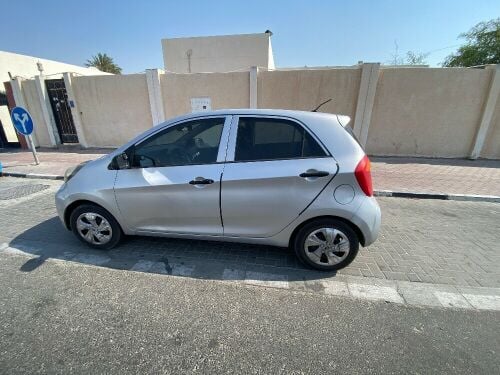 Kia picanto 2017 km,100000