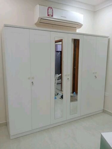 6door white wardrobe with mirror