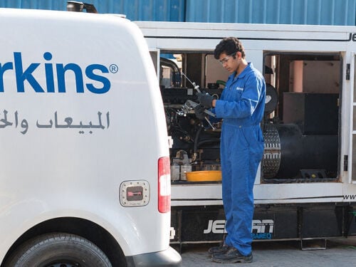 مولدات كهرباء كاتم الصوت بالديزل