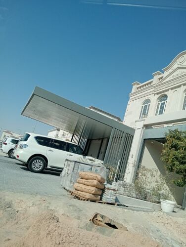 نقوم بجميع الحدادة ترتيب وتركيب ا