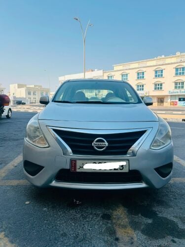 Nissan Sunny 