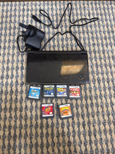 dsi XL perfect condition 