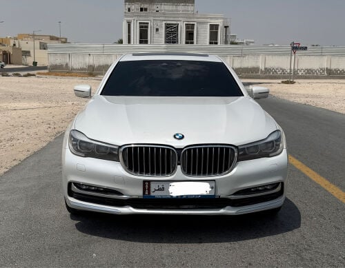 بي ام دبليو ٧٣٠ 