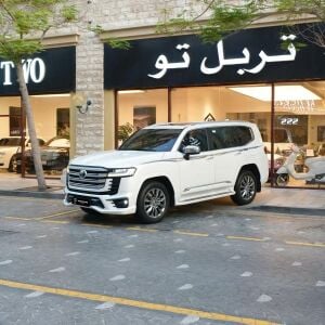 لاندكروزر في اكس ار 2025