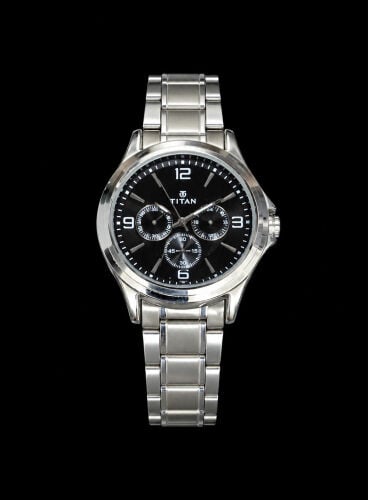 Titan chronograph 