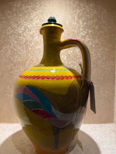 شمعة وفخارة 