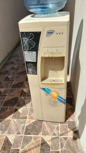للبيع كولرساخن بارد150 ريال