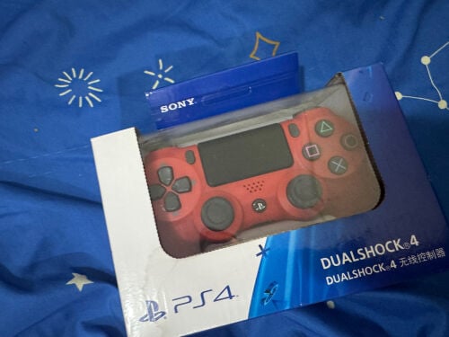 ps4 new controller (negotiable)