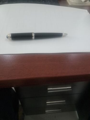 pen Cartier not used