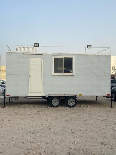  storage unit equipped with a kitch