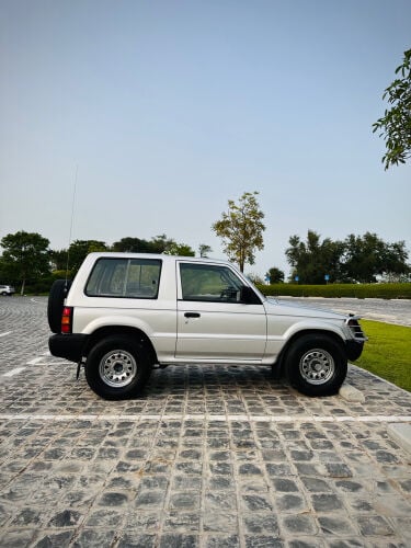 MITSUBISHI PAJERO 3-Door 