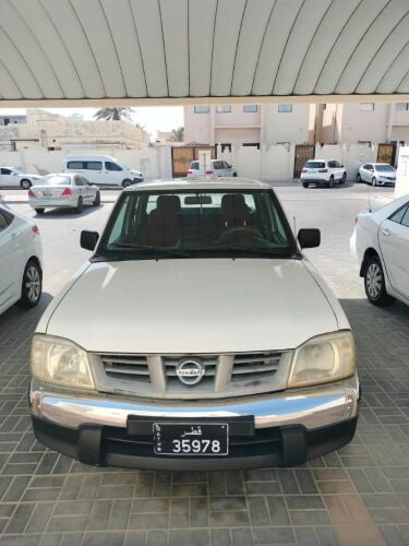 Nissan pickup 2013