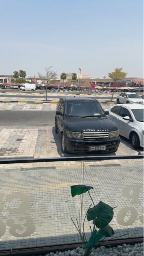السيارة نضيفة جدا 