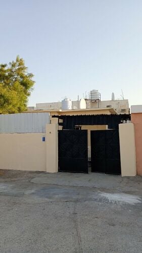 بيت شعبي للايجار في الوكرة