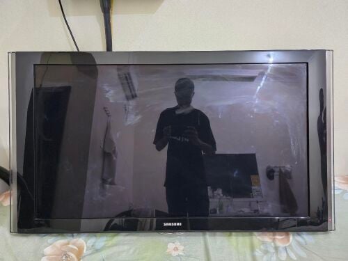 samsung tv 46"