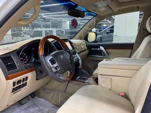 للبيع 