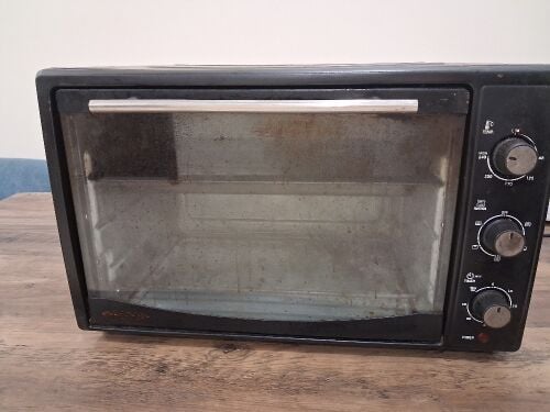 Oven