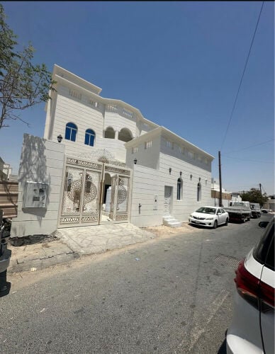 للايجار فيلا اول ساكن 