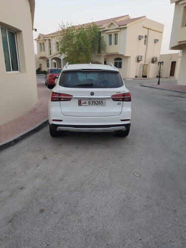 سيارة