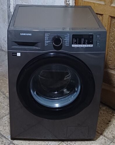 8 kg For Sell.