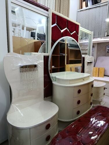 King size bedroom set for sale