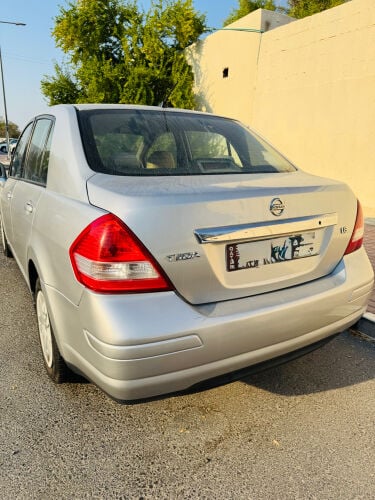 nissan tida 1.8 Ltr 