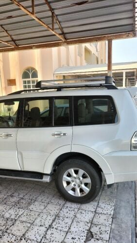 Car roof basket