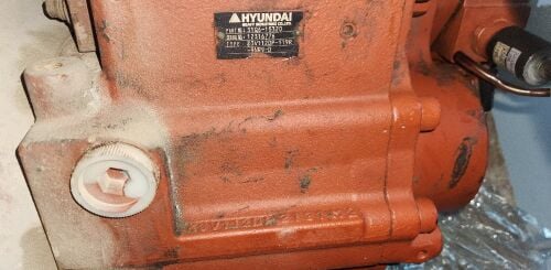 HYUNDAI EXCAVATOR HYDRAULIC PUMP