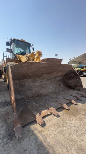 Wheel loaders