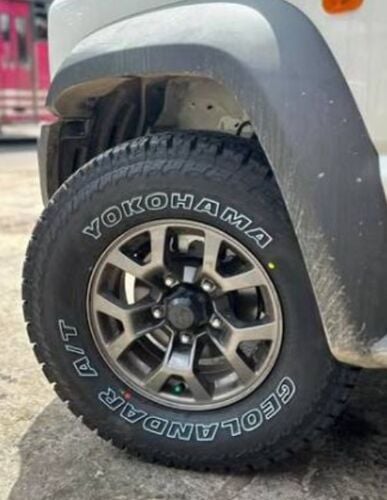 285/70/17"Yokohama tires