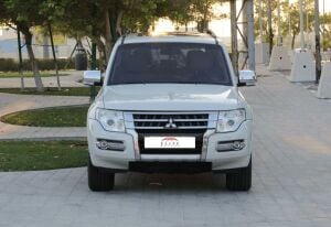 Mitsubishi Pajero  -  Full Options