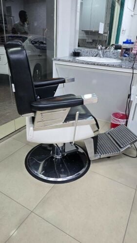 saloon chair