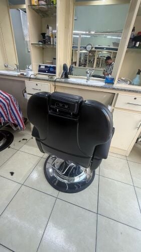 3 saloon chair