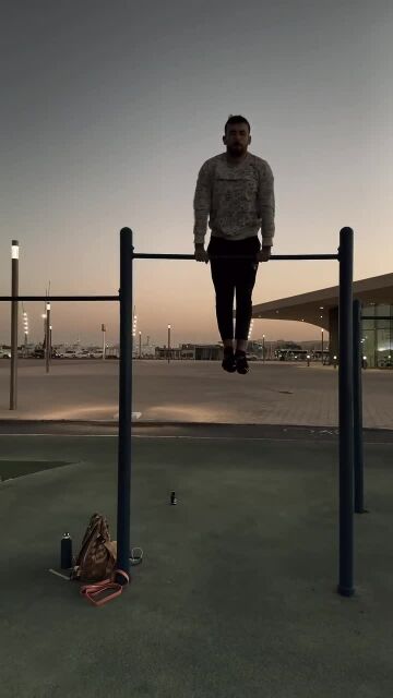 calisthenics parkour session