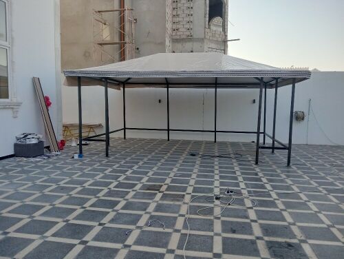 بناء جميع الخيم
