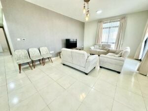 SPACIOUS 3BHK | FULLY FURNISHED |