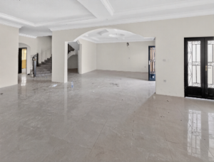 MODERN RENOVATED VILLA 6MASTER BDR