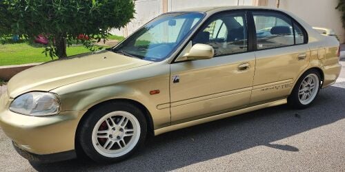 Honda Civic Model 2000