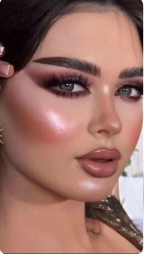 makeup and hairstyle