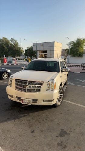 كاديلاك اسكاليد بلاتنيوم 