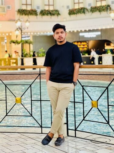 Md Sharif Hossain