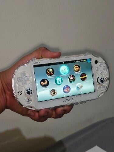 PS Vita 2000 Slim White Jailbreak