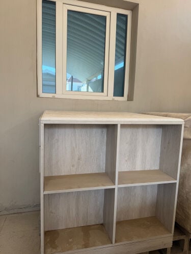 طاولات محل ورد 